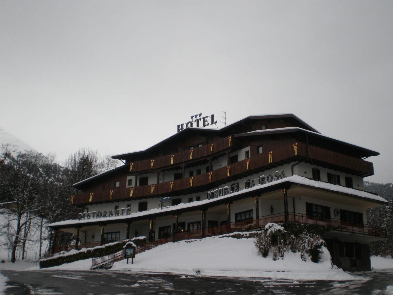 Hotel Residence La Rosa Castione della Presolana Luaran gambar