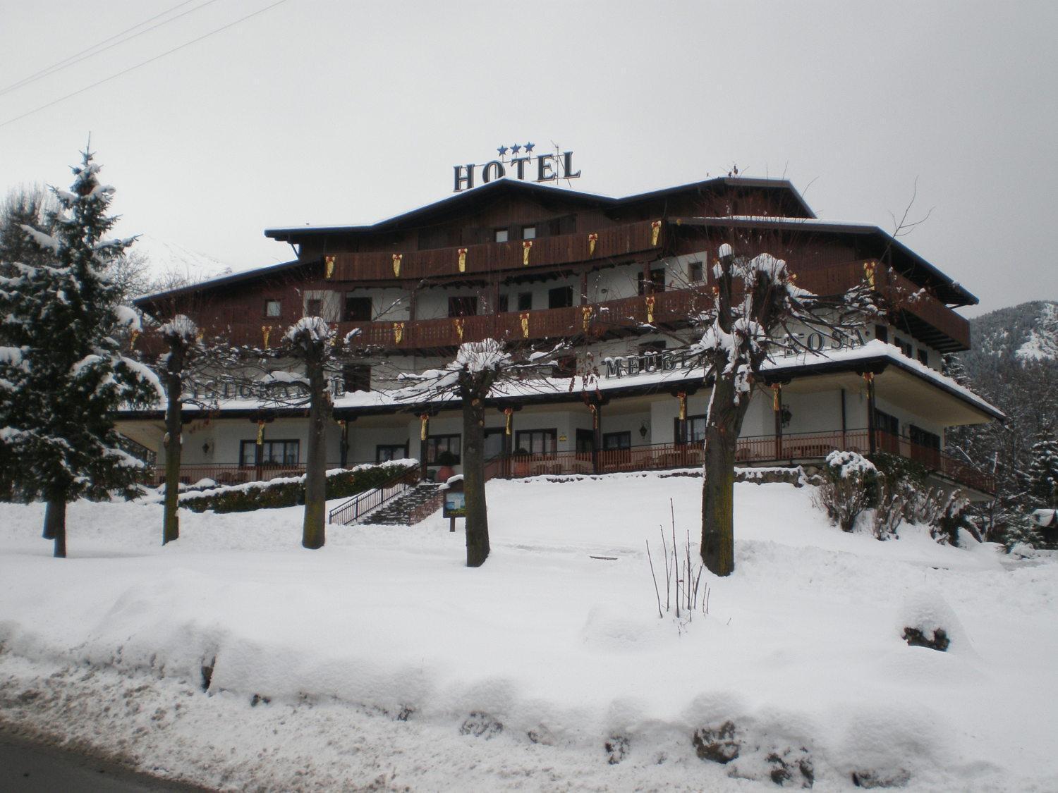 Hotel Residence La Rosa Castione della Presolana Luaran gambar